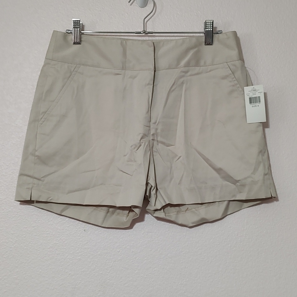 Context Khaki Shorts Size 8